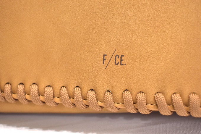 F/CE TECH LEATHER PARACODE POUCH