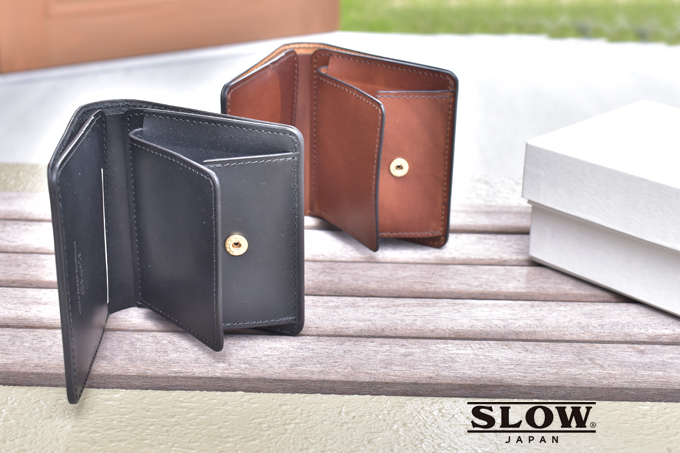 SLOW (スロウ) herbie -round short wallet