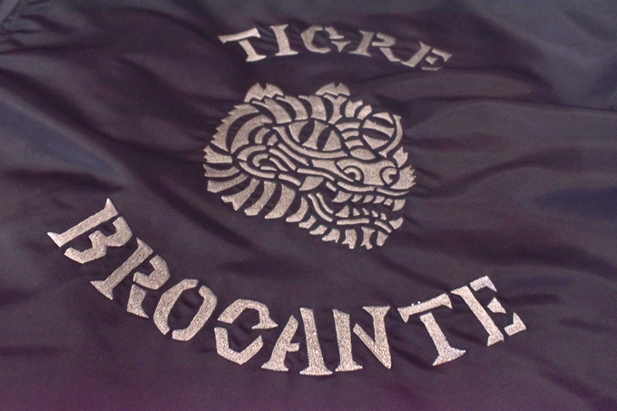 TIGRE BROCANTE TigreMinhwa刺繍ミリタリーナイロンツイルファイティングジャケット
