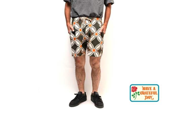 HAVE A GRATEFUL DAY EASY SHORTS