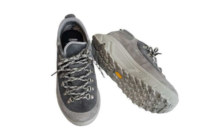 South2 West8 〈SOUTH2WEST8〉X〈SUICOKE〉BEETLE LO - EVENT