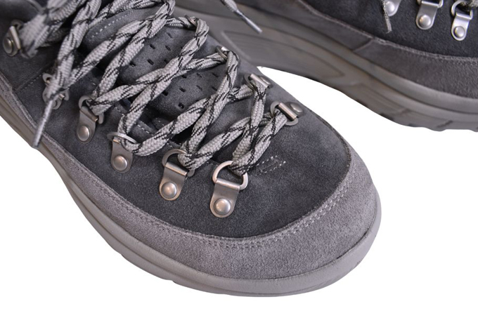 South2 West8 〈SOUTH2WEST8〉X〈SUICOKE〉BEETLE LO - EVENT