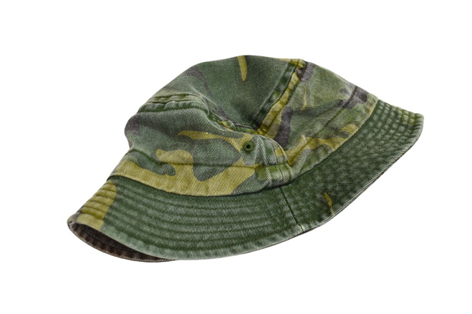 Needles REVERSIBLE BUCKET HAT - CAMO TWILL