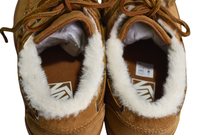 VANS 2-EYELET BOAT SHOE