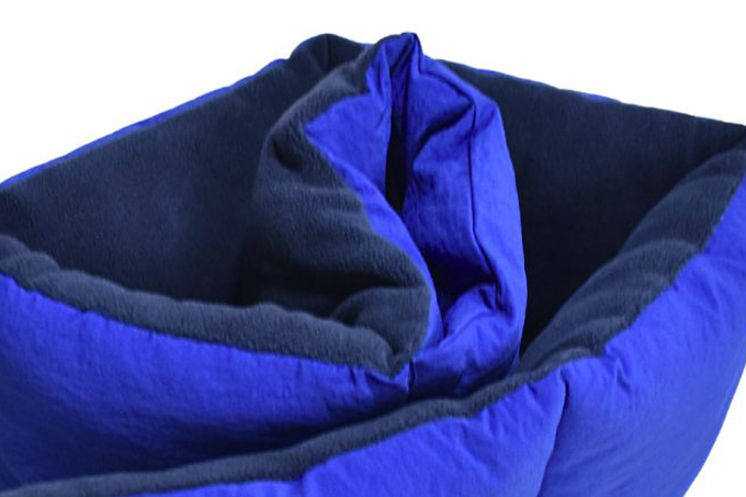 RUSSELL ATHLETIC NYLON / FLEECE LINED PADDED MUFELER